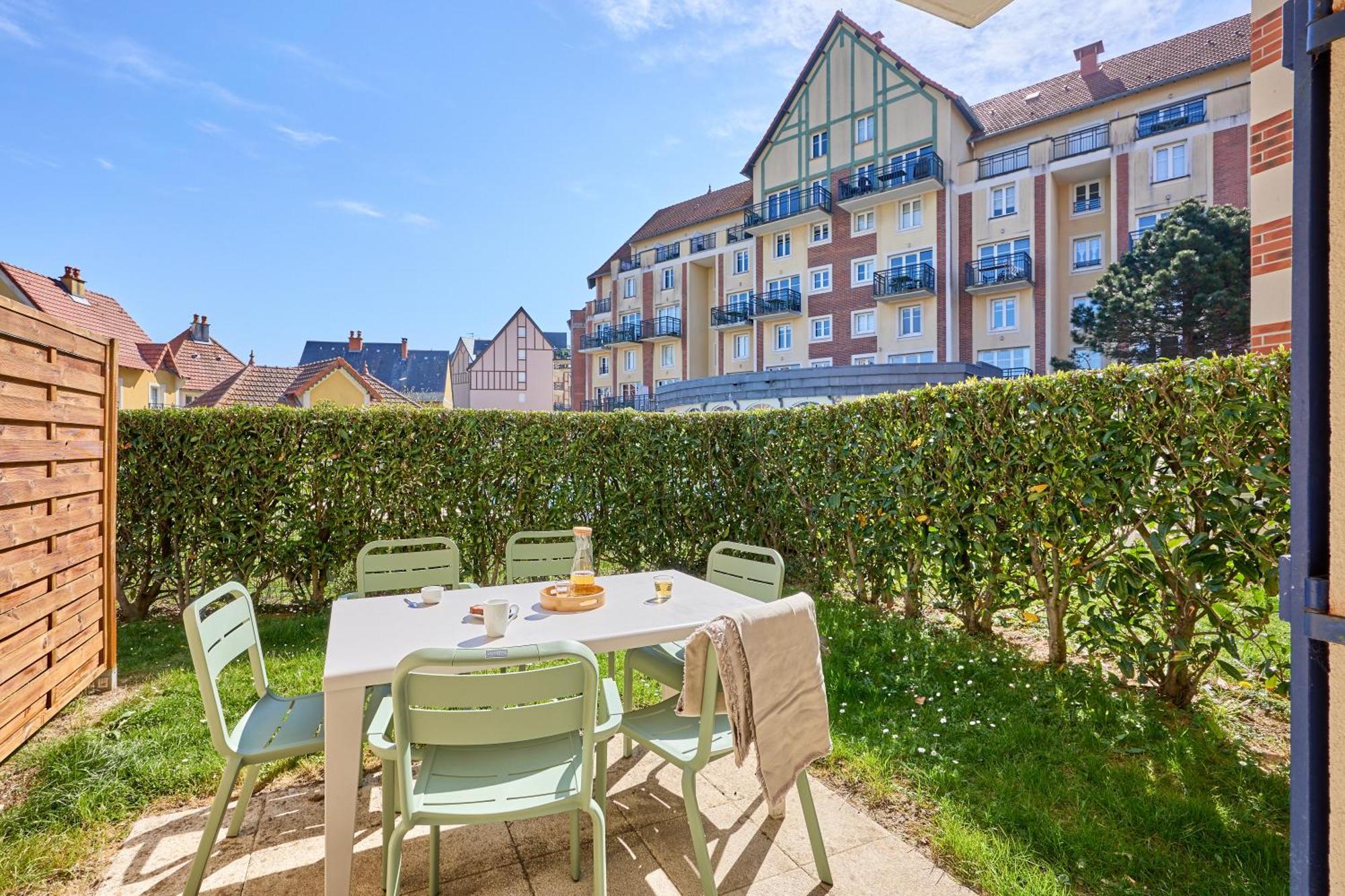 Residence Pierre & Vacances Port Guillaume Dives-sur-Mer Exterior photo